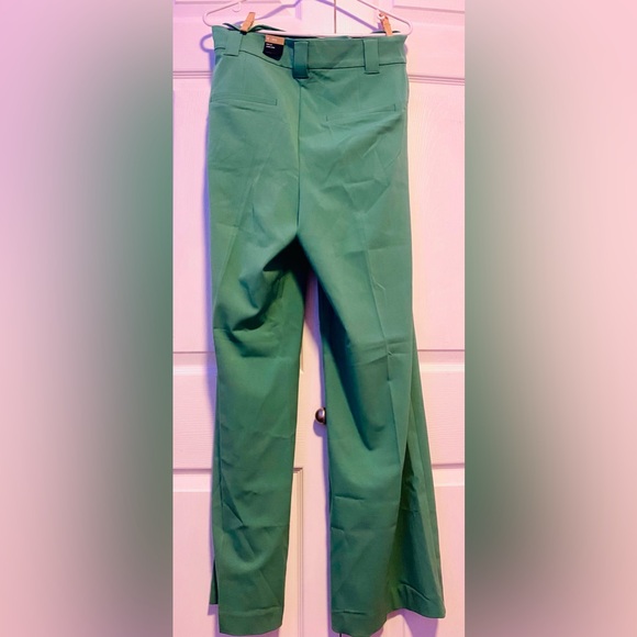 NWT Vibrant green wide leg dress pants, Reitman’s. Size 12 - Picture 3 of 3